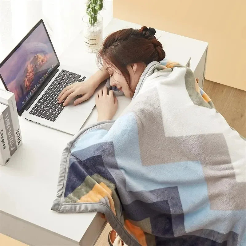 Extra Soft Thickened Flannel Blanket – Cozy Air Conditioning & Nap Throw