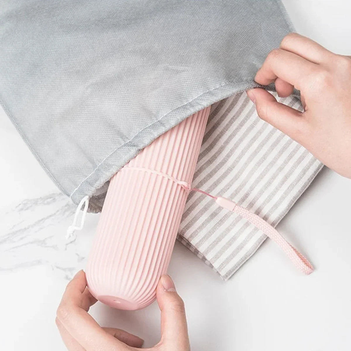 Portable Travel Toothbrush & Toothpaste Case – Hygienic Storage Box