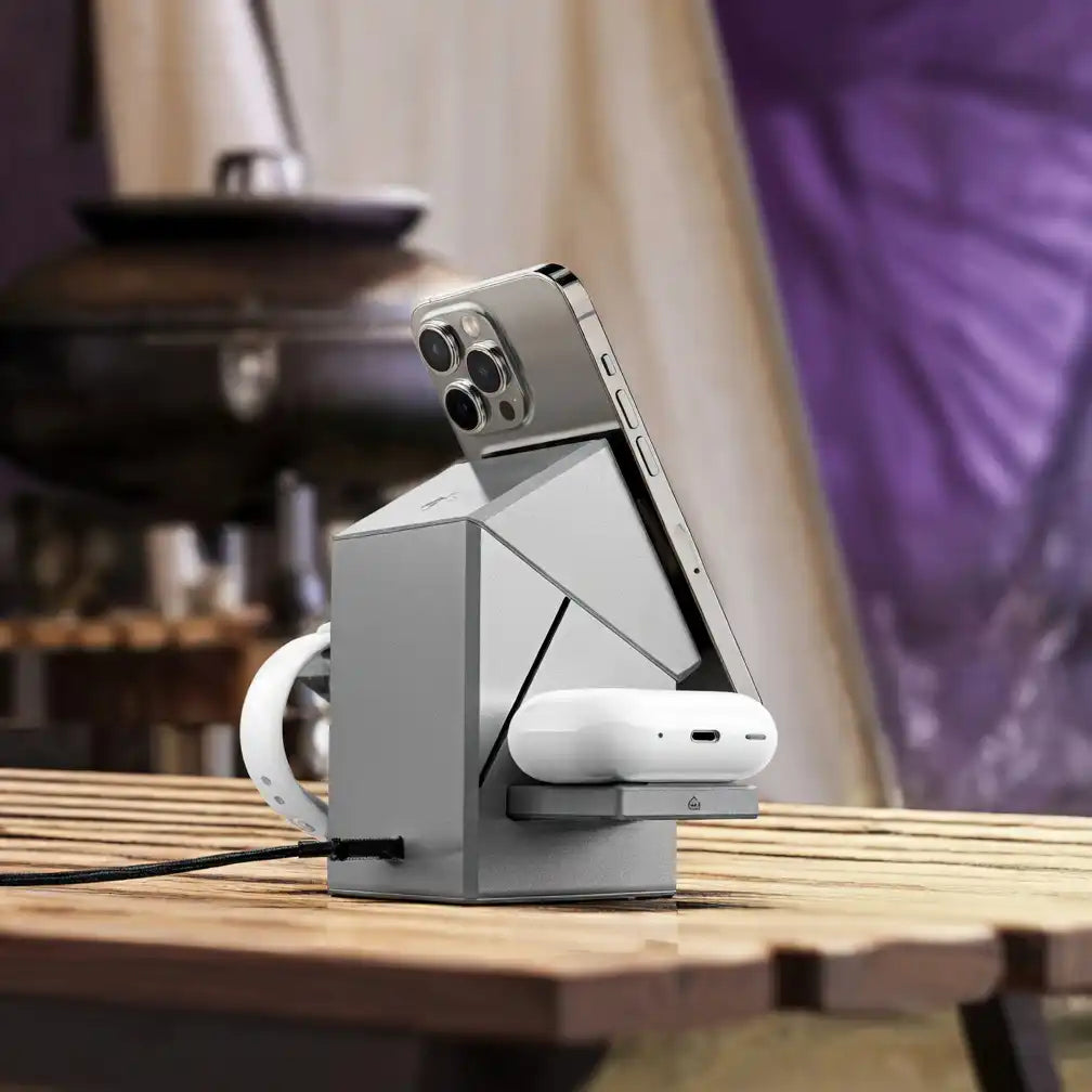 Magic Cube Auto-Rotating Wireless Charging Station for iPhone