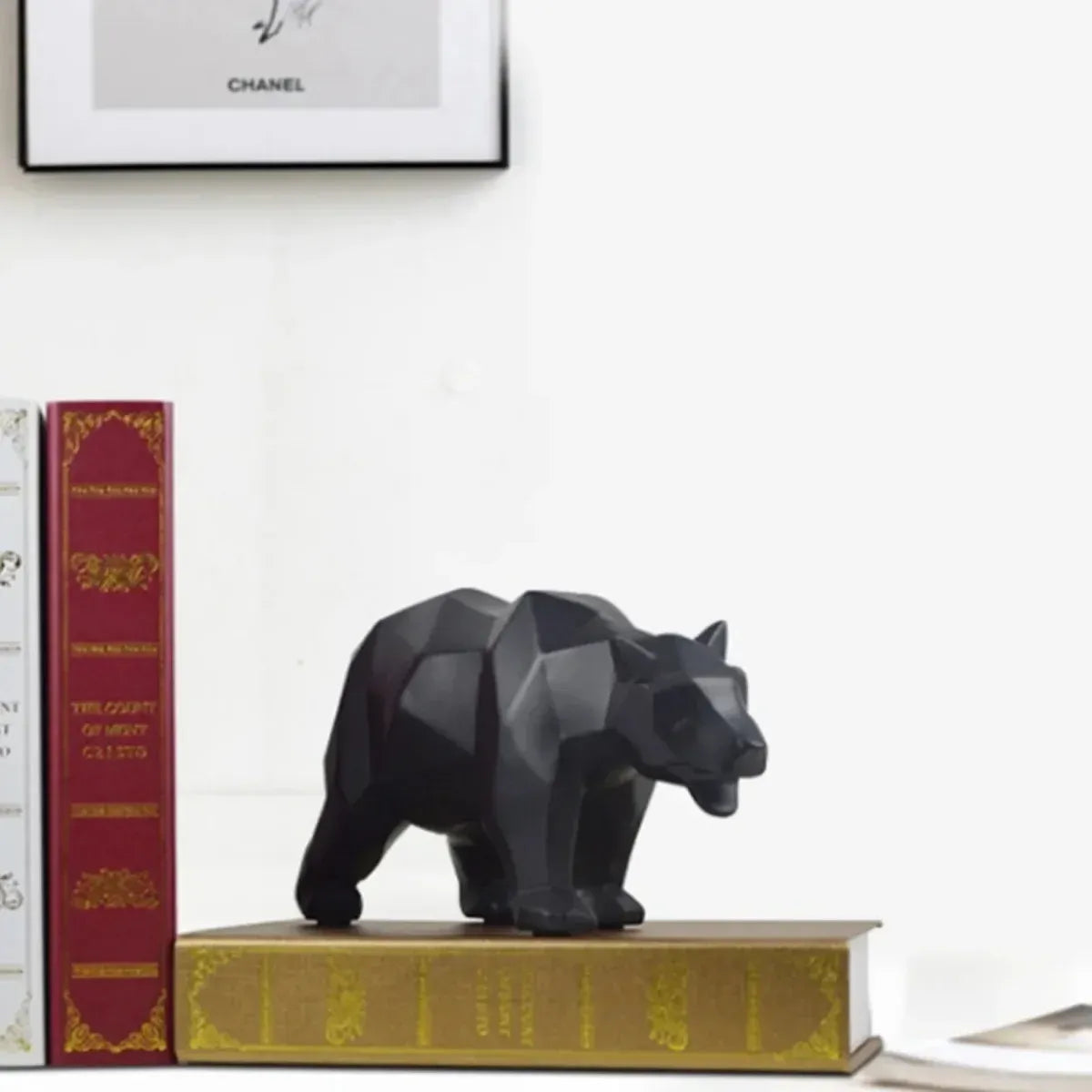 Modern Geometric Bear Sculpture – Nordic Resin Statue