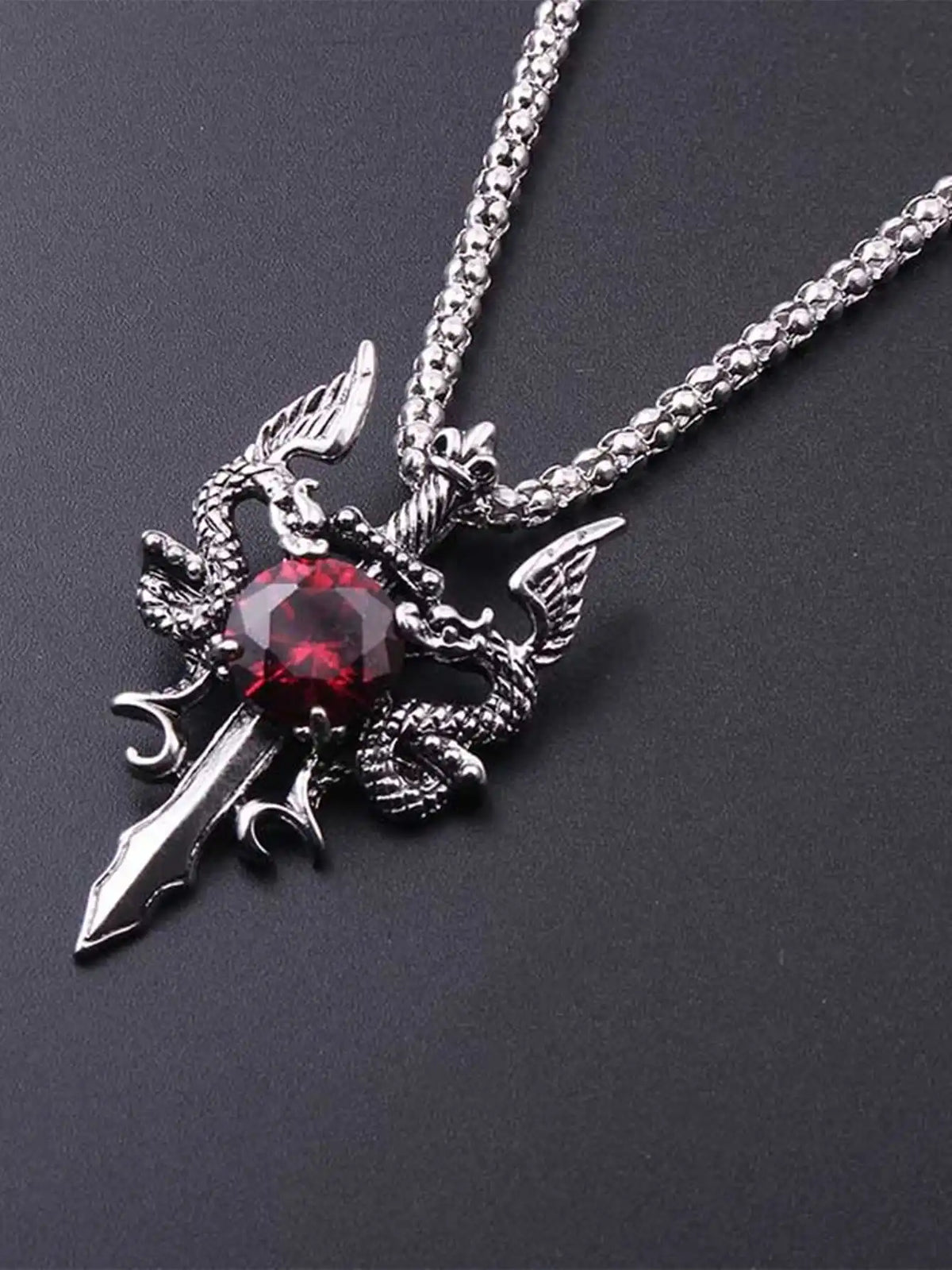 Men's Gothic Dragon Long Necklace – Retro Dominant Pendant & Water Diamonds