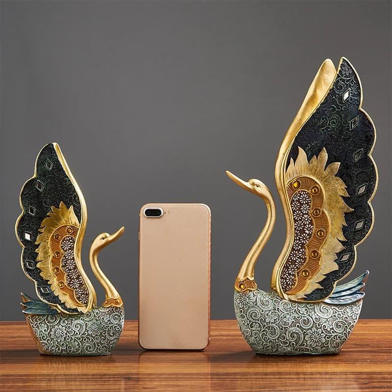 Elegant Swan Resin Sculpture Set – Luxury Couple Decor