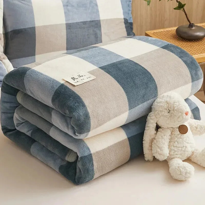 Extra Soft Thickened Flannel Blanket – Cozy Air Conditioning & Nap Throw