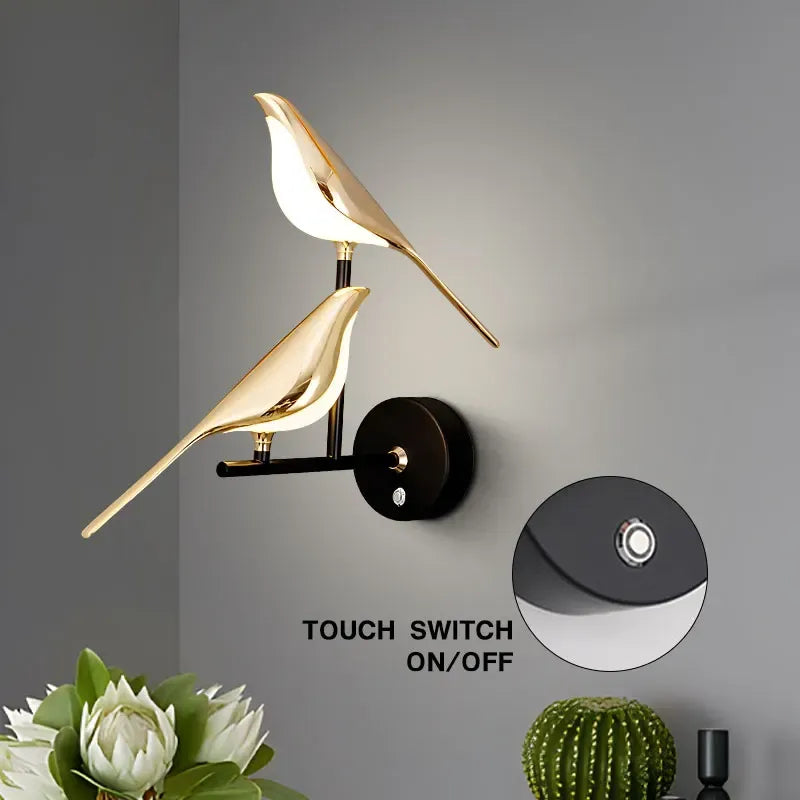 Magpie Bird LED Wall Lamp – 360° Rotatable Touch Sconce