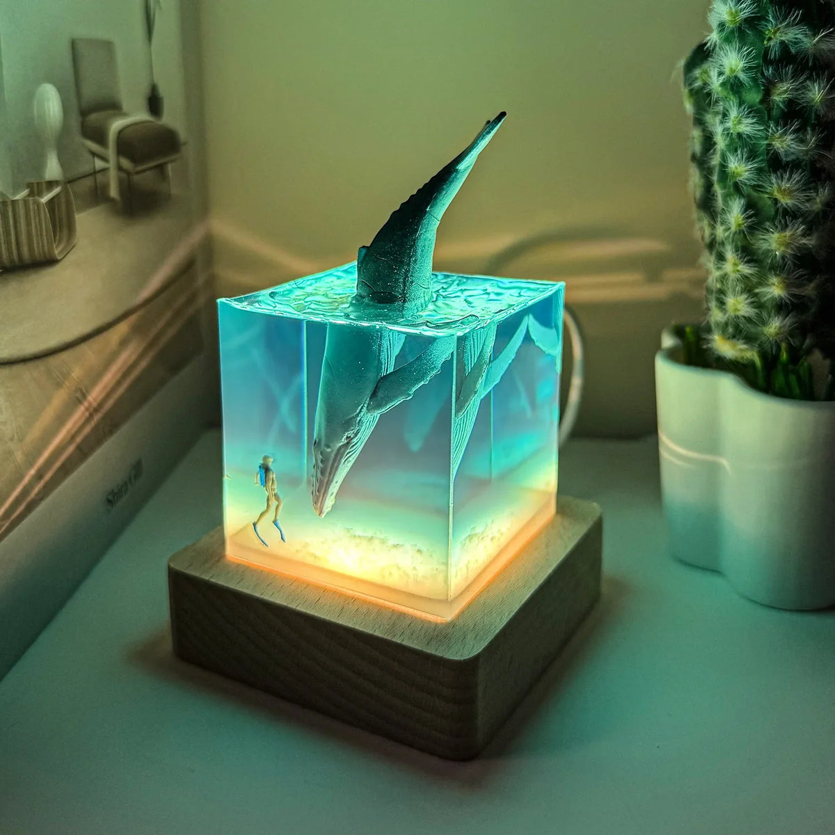 Ocean Whale Resin Nightlight 3D Micro-Landscape Desktop Decor