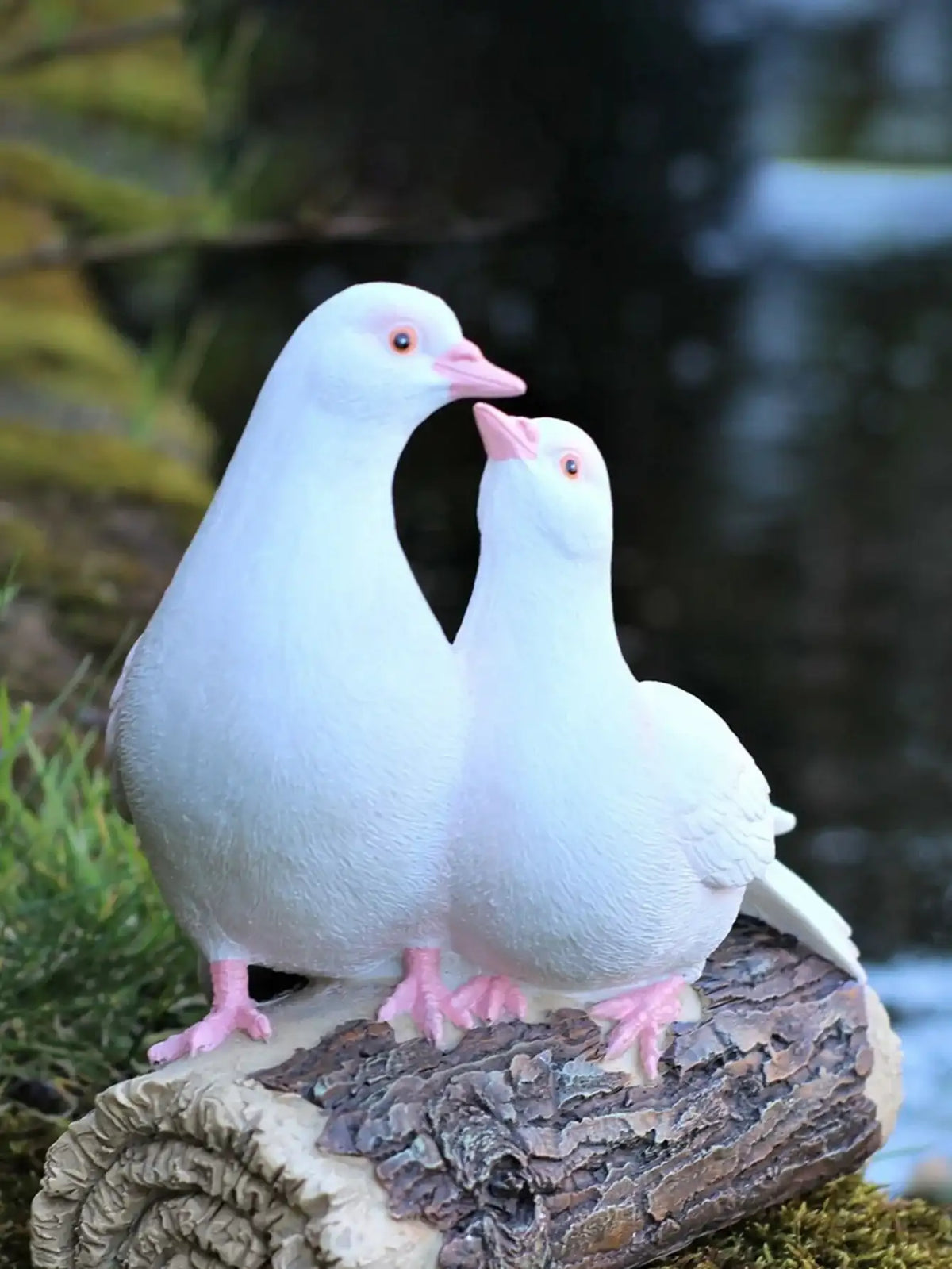 Romantic Dove Couple Garden Statue – Bird Sculpture