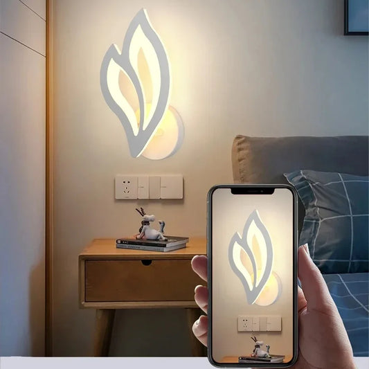 Modern Leaf LED Wall Lamp – Minimalist Indoor Sconce