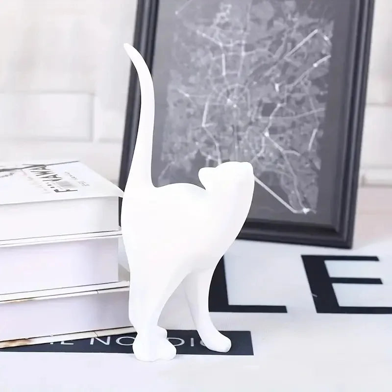 Nordic Couple Cat Sculpture – Resin Love Cat Home Decor