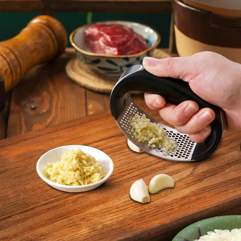 Stainless Steel Garlic Press Rocker – Ergonomic Manual Mincer & Crusher