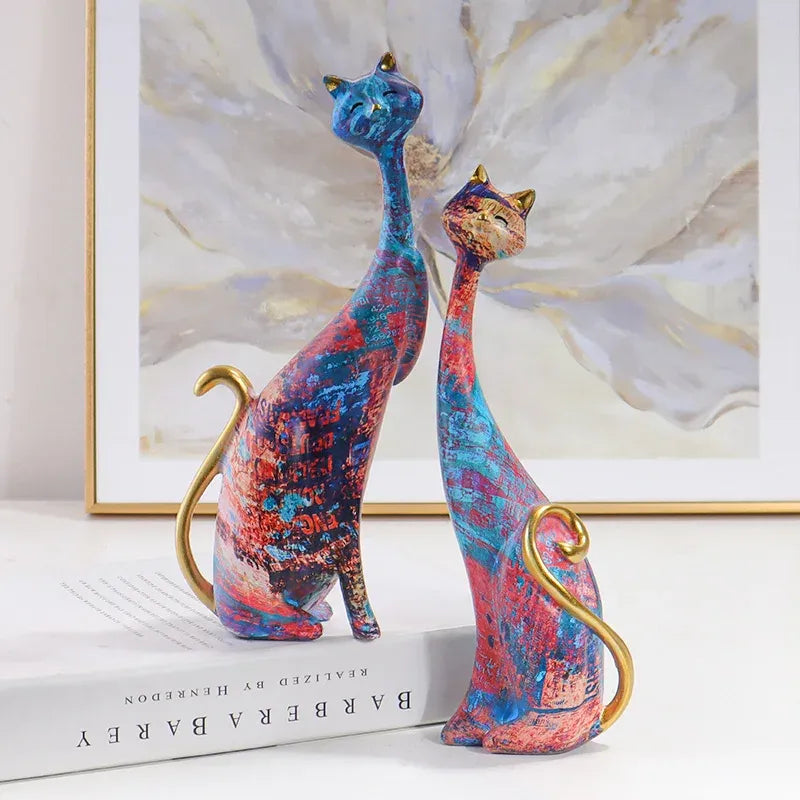 Nordic Cat Sculpture Set – Abstract Oil Paint Resin Figurines