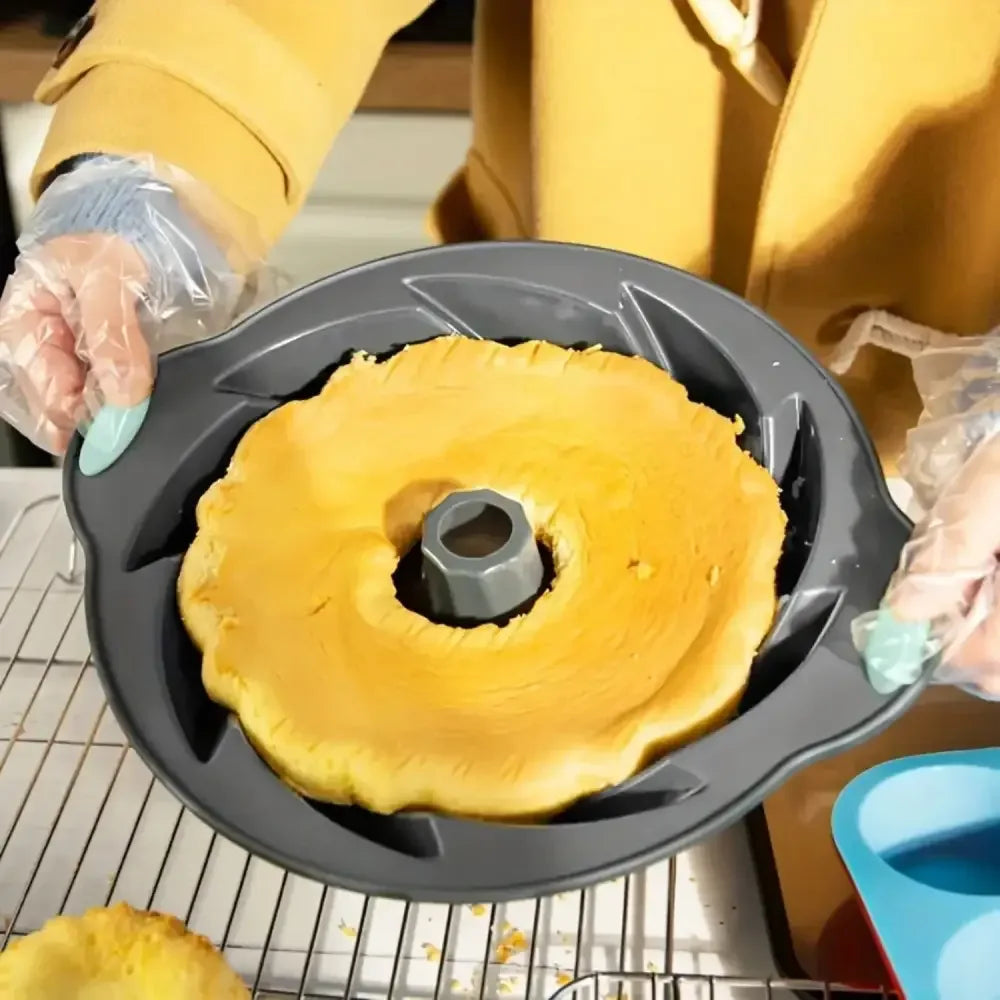 High-Quality Silicone Cyclone Cake Mold | Non-Stick, High-Temperature Resistant Oven Baking Pan