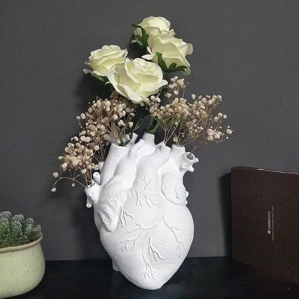 Human Heart Inspired Dry Flower Pot