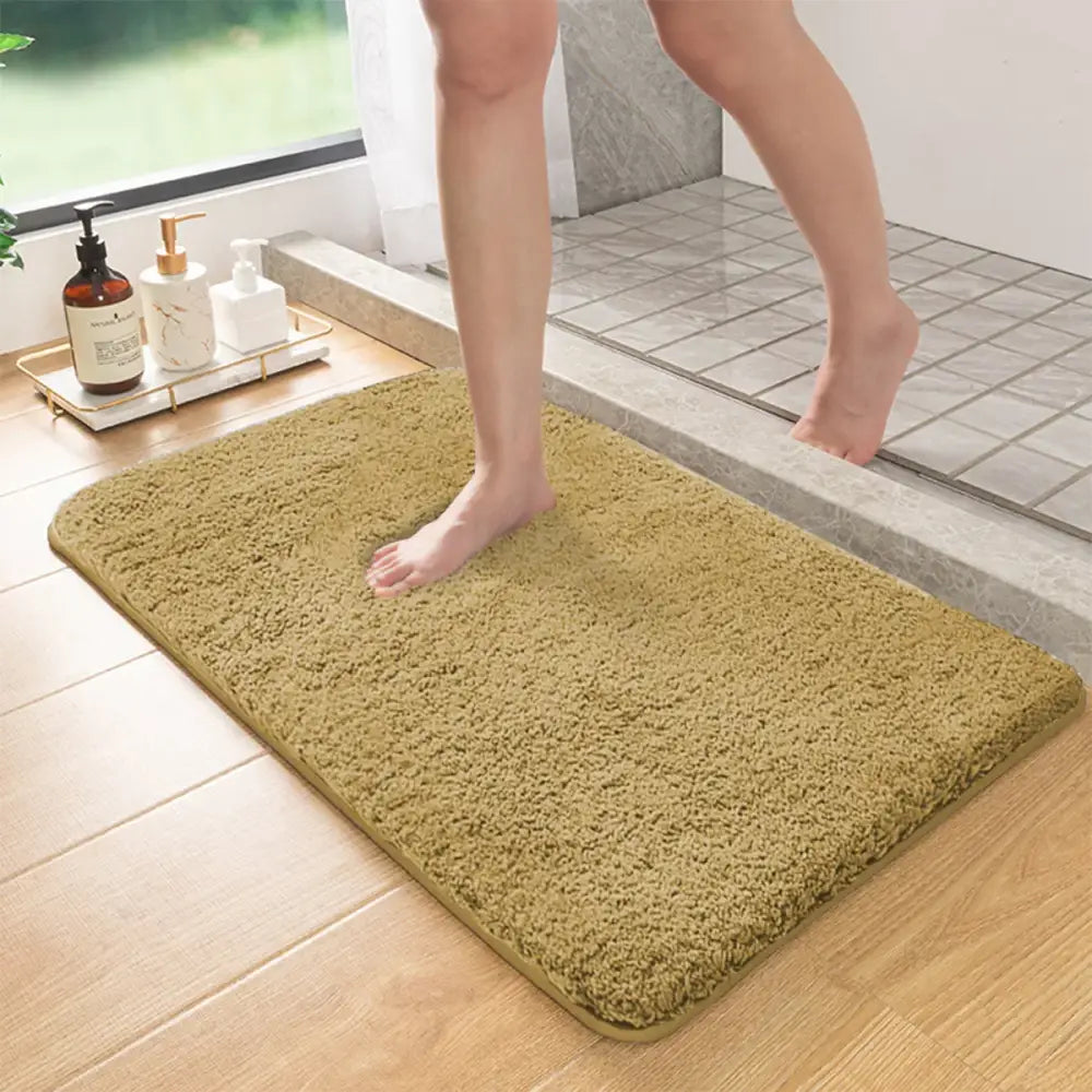 Large Furry Absorbent Bath Mat – Non-Slip Shower & Entrance