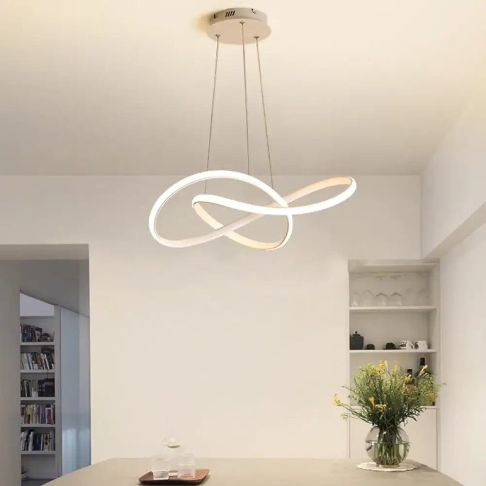 Nordic Clover Pendant Lamp – Dimmable Modern Dining Room & Bar Light