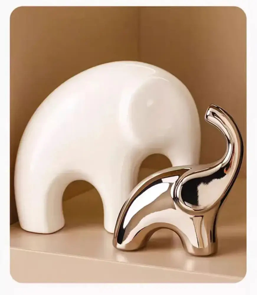 Family of Three Elephants Statue Set - Black & White Decor Ornaments