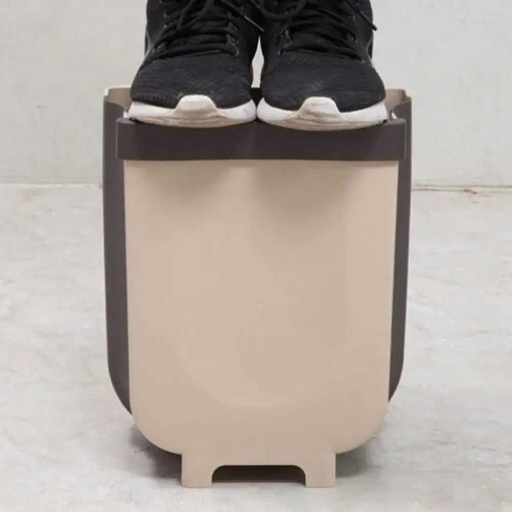 Wall-Mounted Foldable Trash Bin – 9L Expandable Kitchen Bin