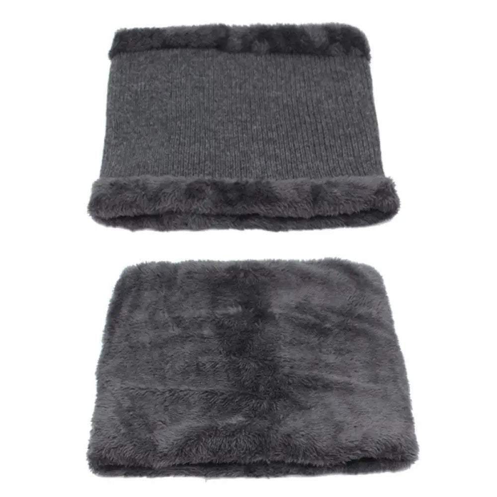Knitted Beanie & Scarf Set – Fleece-Lined Winter Accessories